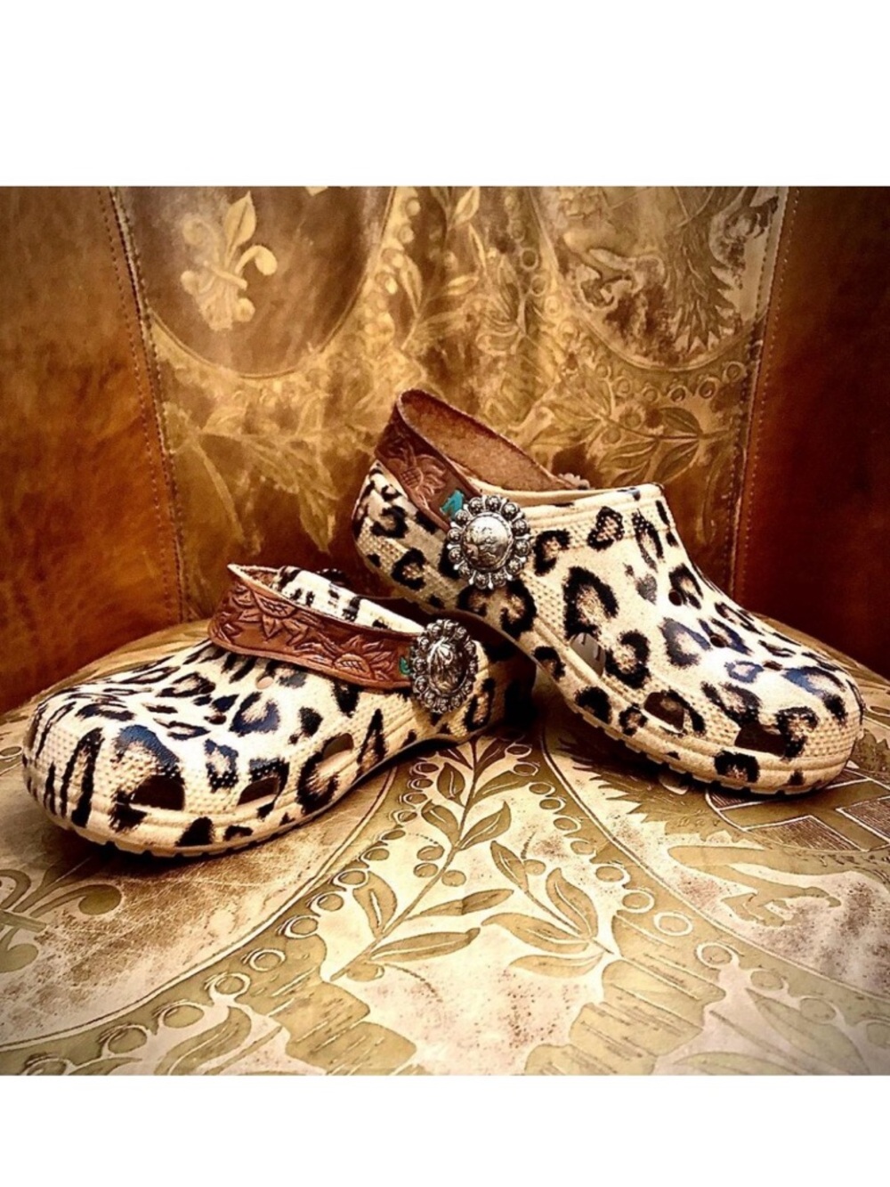 CROCS Custom Strap Cowgirl Concho Clogs Tooled Leather Leopard Print 6 - Picture 2 of 9